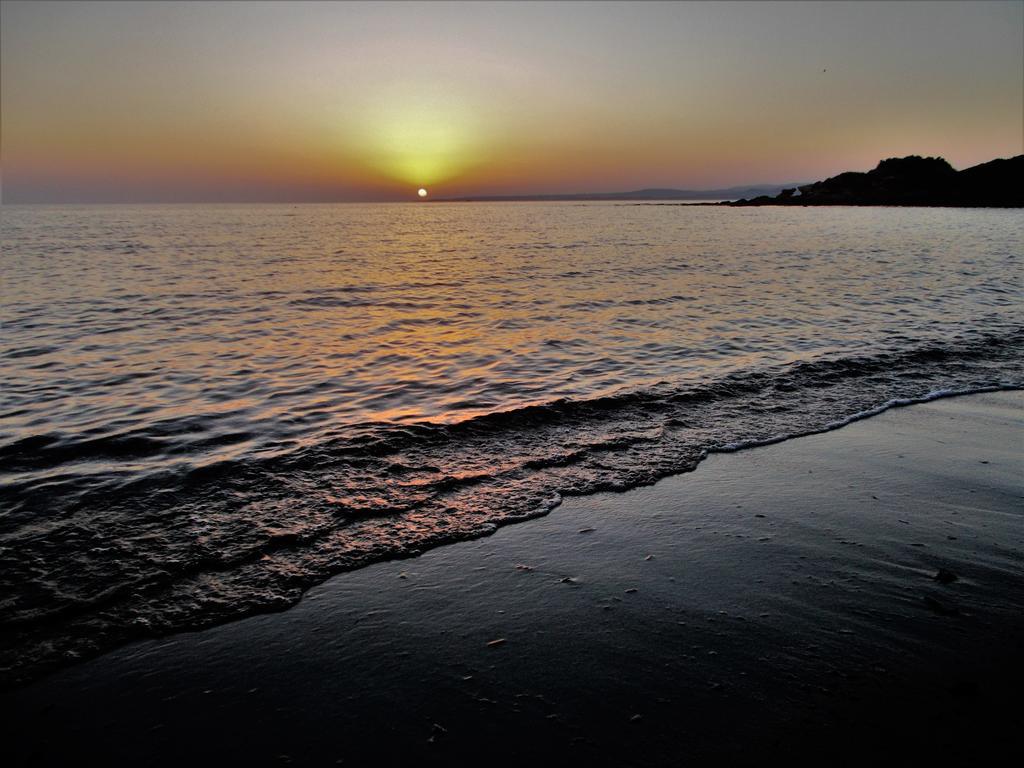 Pineta Spiaggia Grande Calasetta Exterior foto